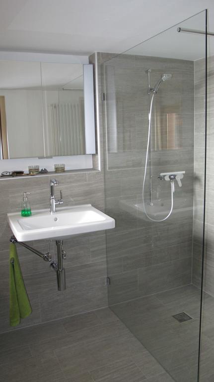 Ferienwohnung Graubuenden/ Castiel Luaran gambar